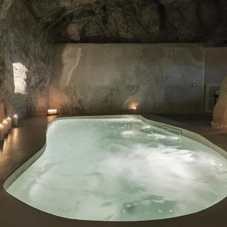 Palazzo Del Duca & Restaurant 酒店 4*
